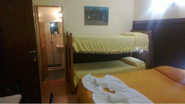 Hotel Oasis Mar del Plata Bilik gambar